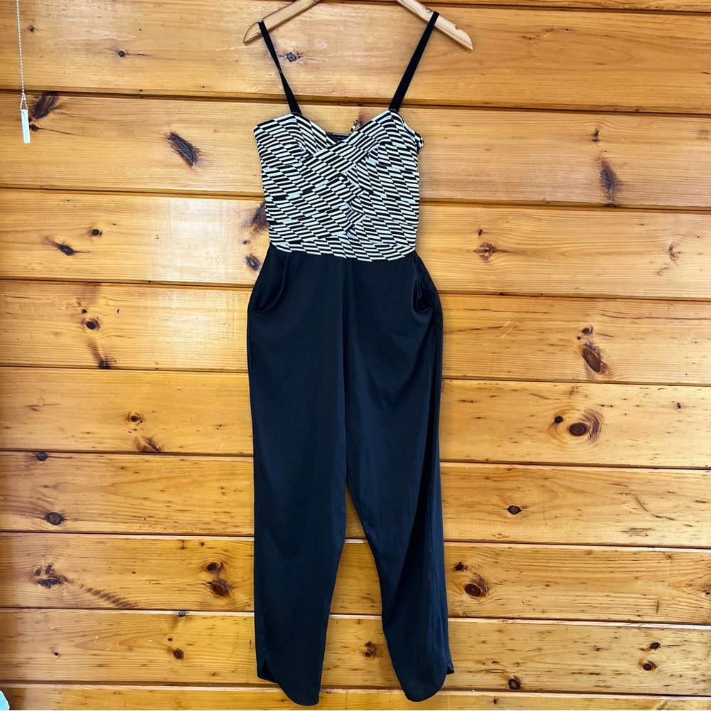 Coquette WOW couture Stretchy Black & White Sleeveless Striped Jumpsuit Womens M